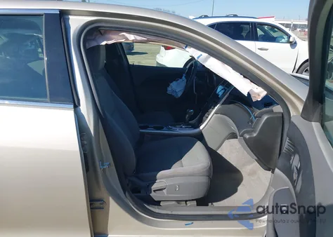 2013 Chevrolet Malibu 1Ls z USA, uszkodzony, nr VIN 1G11B5SAXDF354086